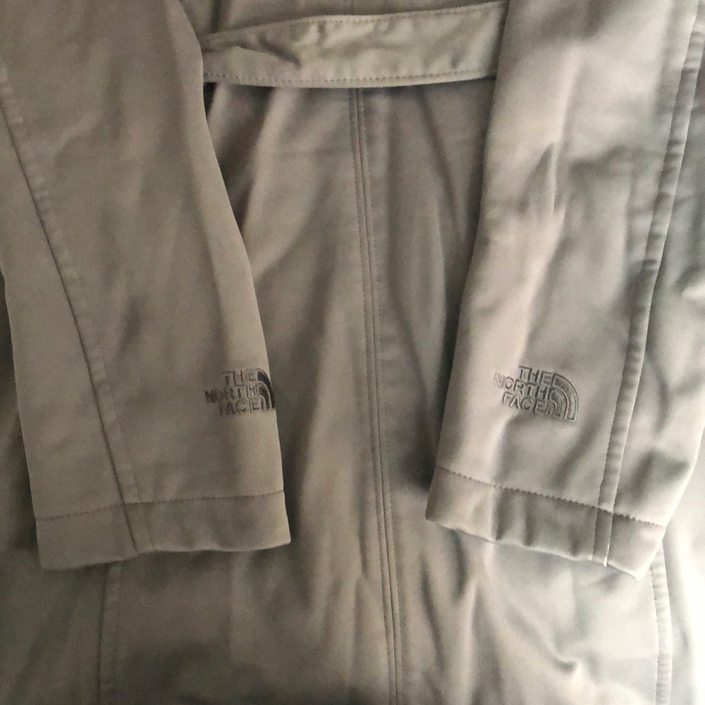 North face rain jacket - Picture 9 of 12